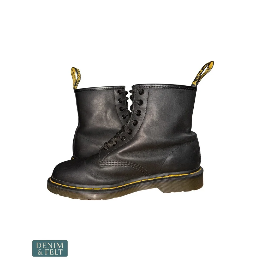 NEW Dr. Martens 1460 Smooth Leather Lace Up Boots Black W 10 M 9